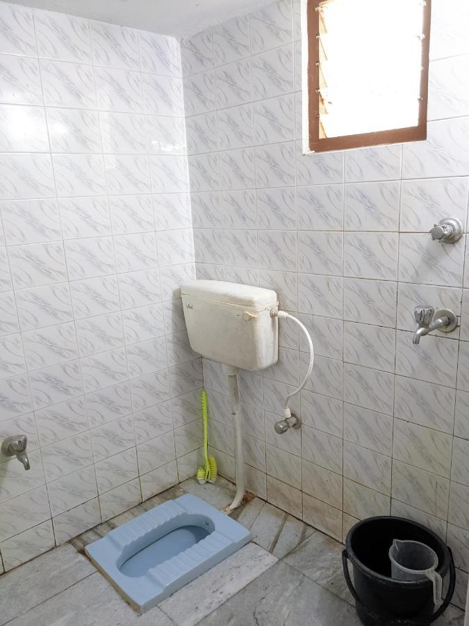 Shree Nivas Homestay Puri Buitenkant foto