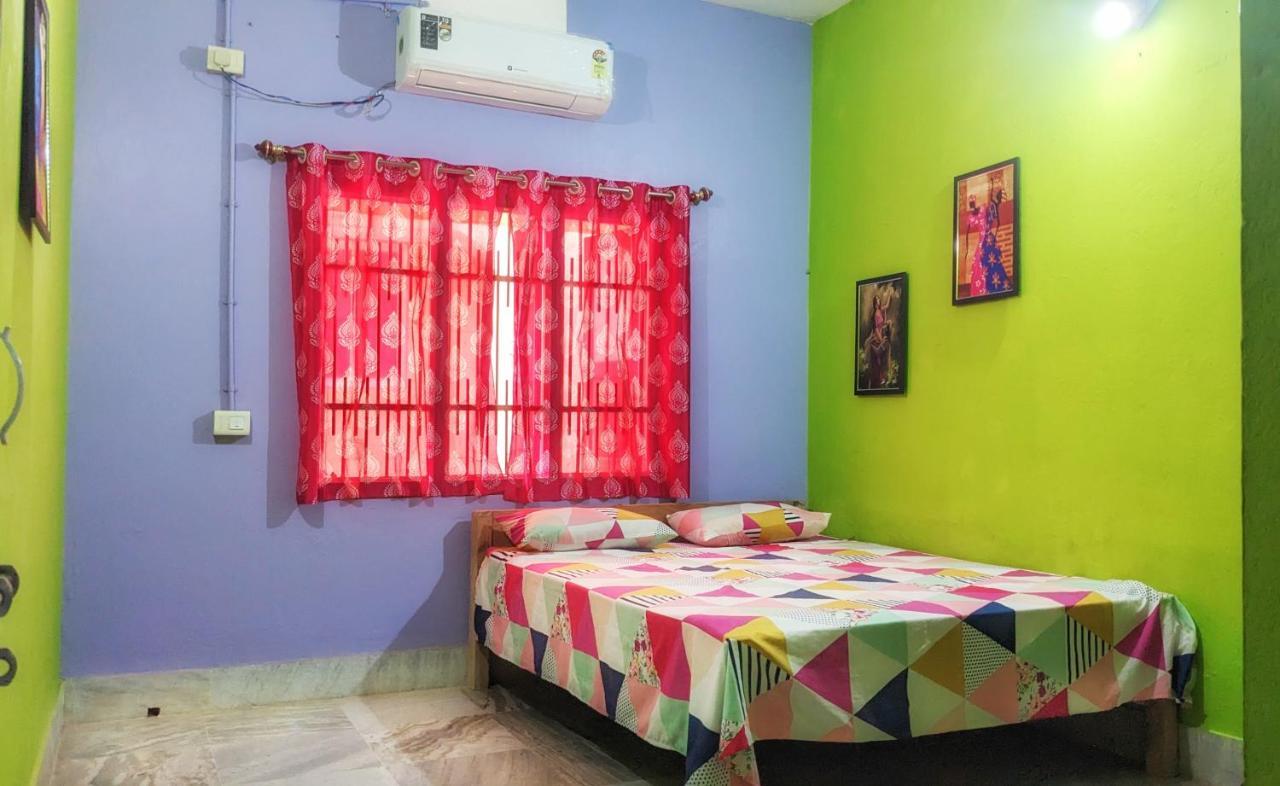 Shree Nivas Homestay Puri Buitenkant foto