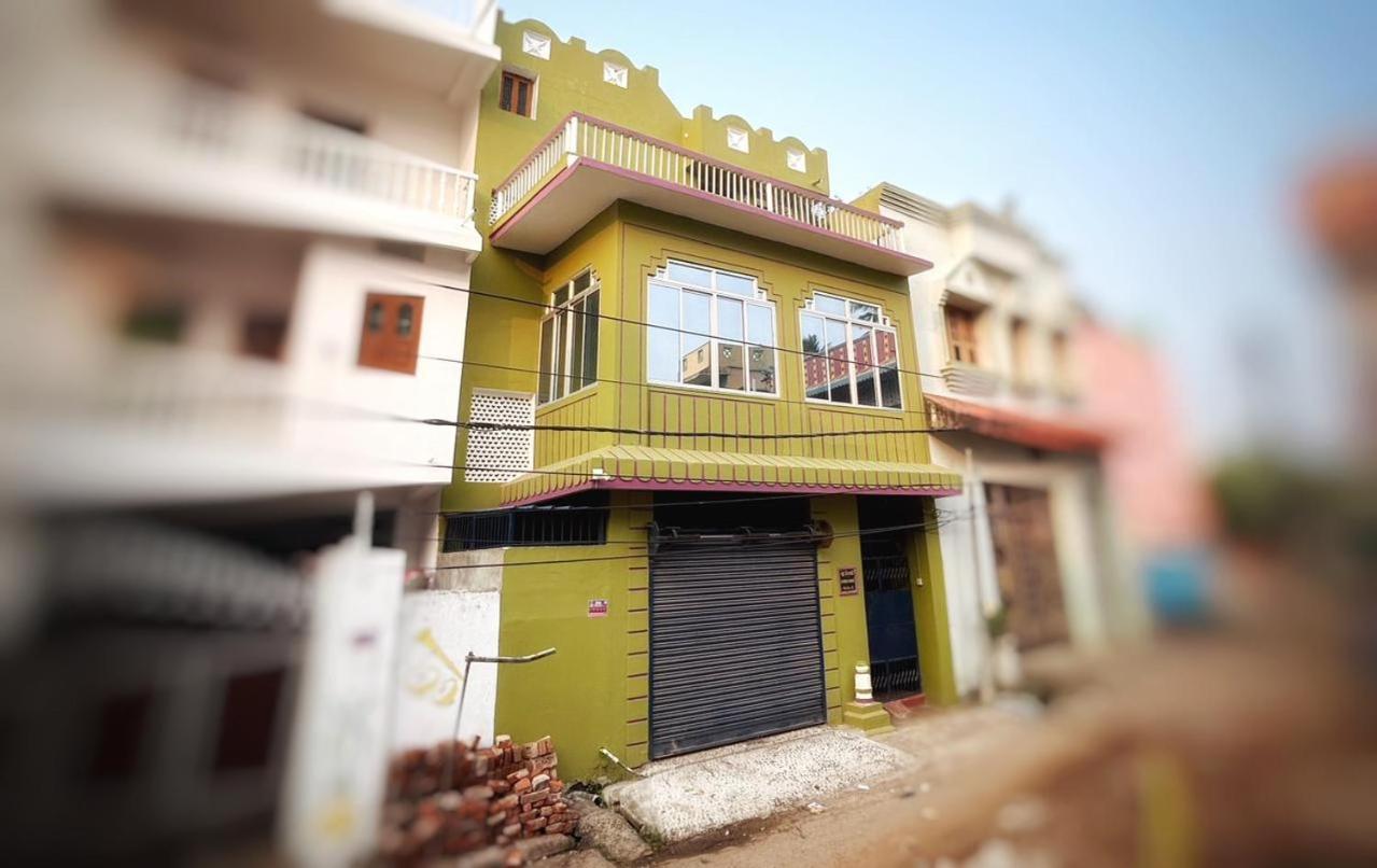 Shree Nivas Homestay Puri Buitenkant foto