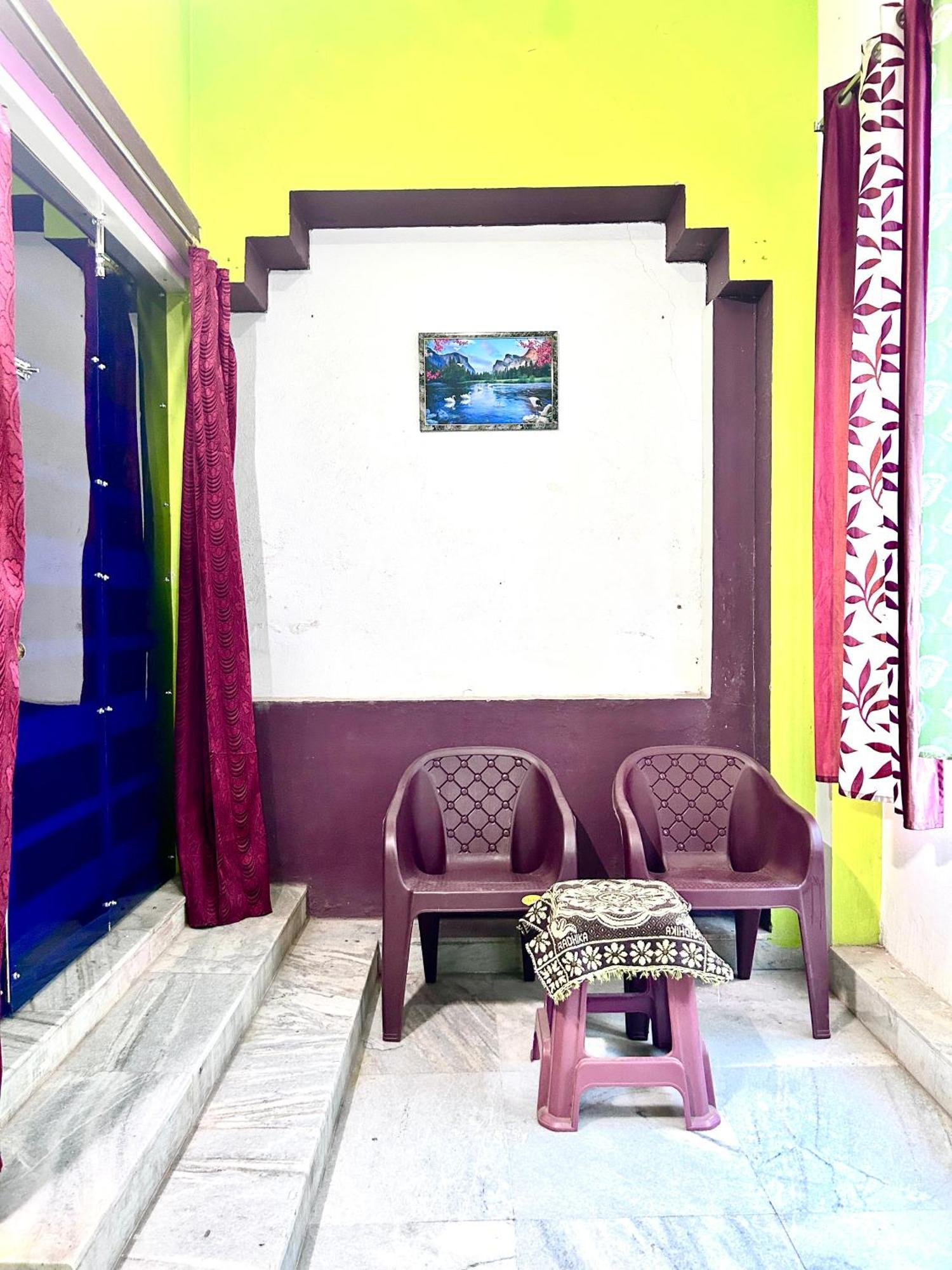 Shree Nivas Homestay Puri Buitenkant foto