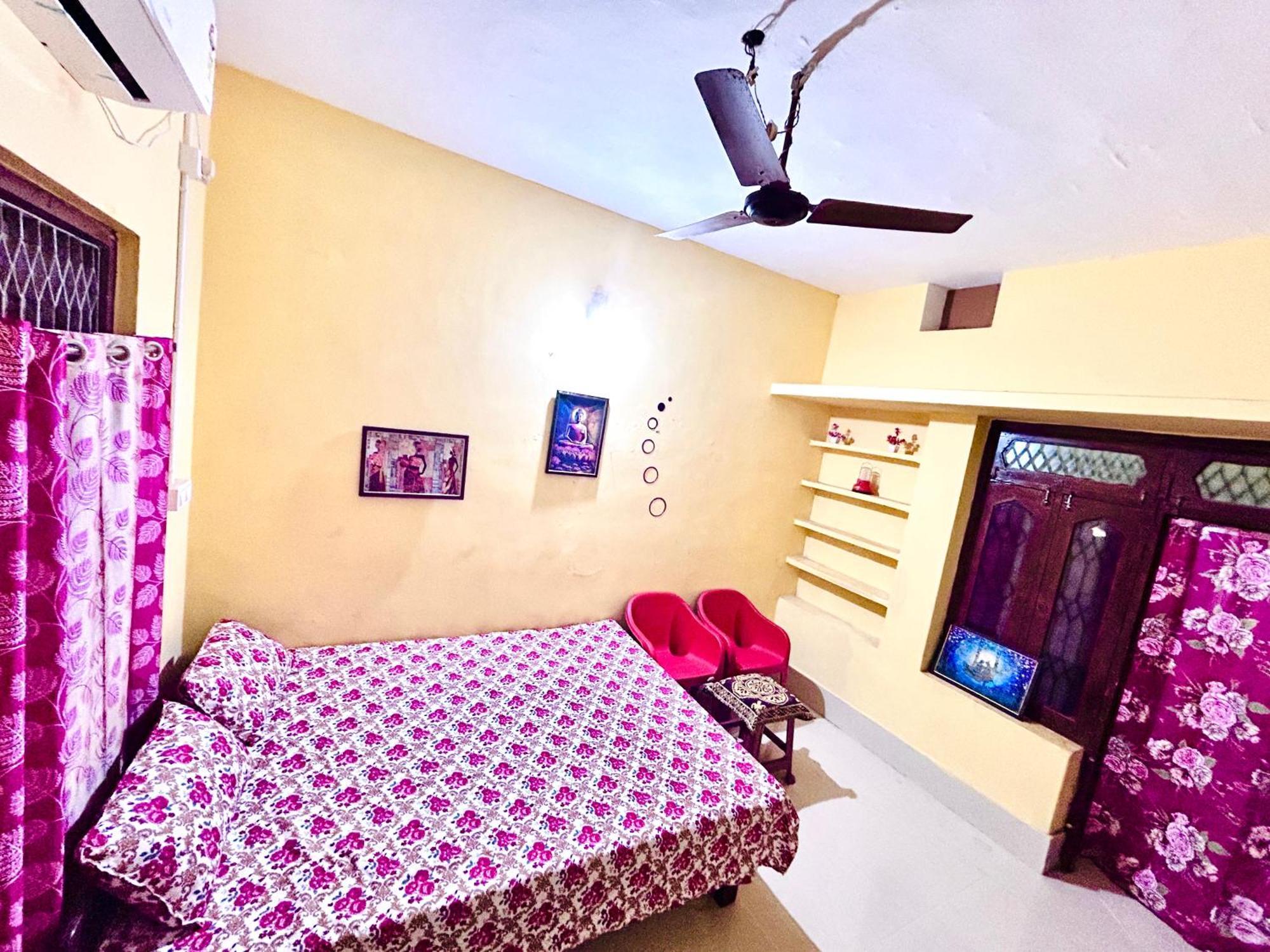 Shree Nivas Homestay Puri Buitenkant foto