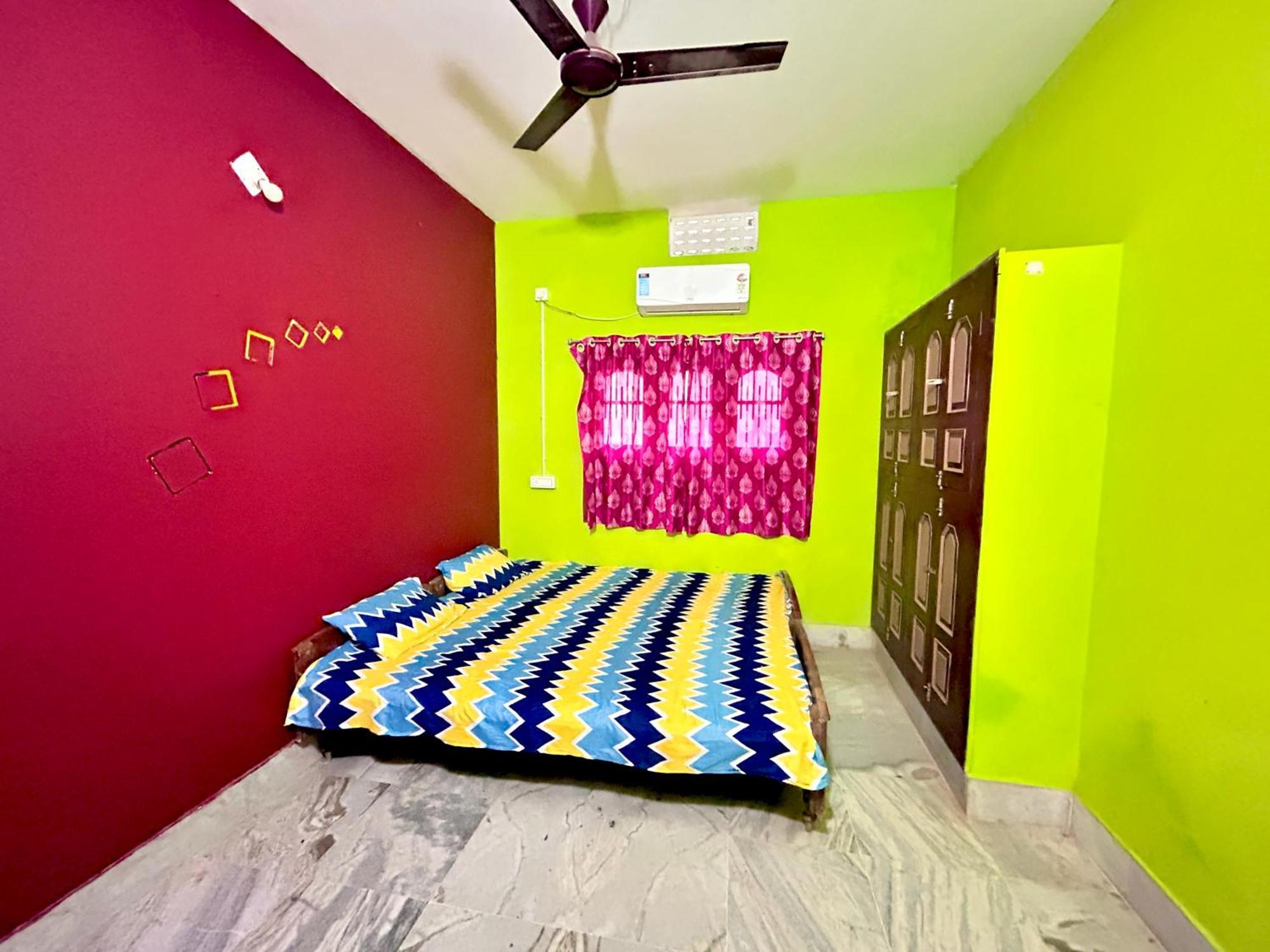 Shree Nivas Homestay Puri Buitenkant foto